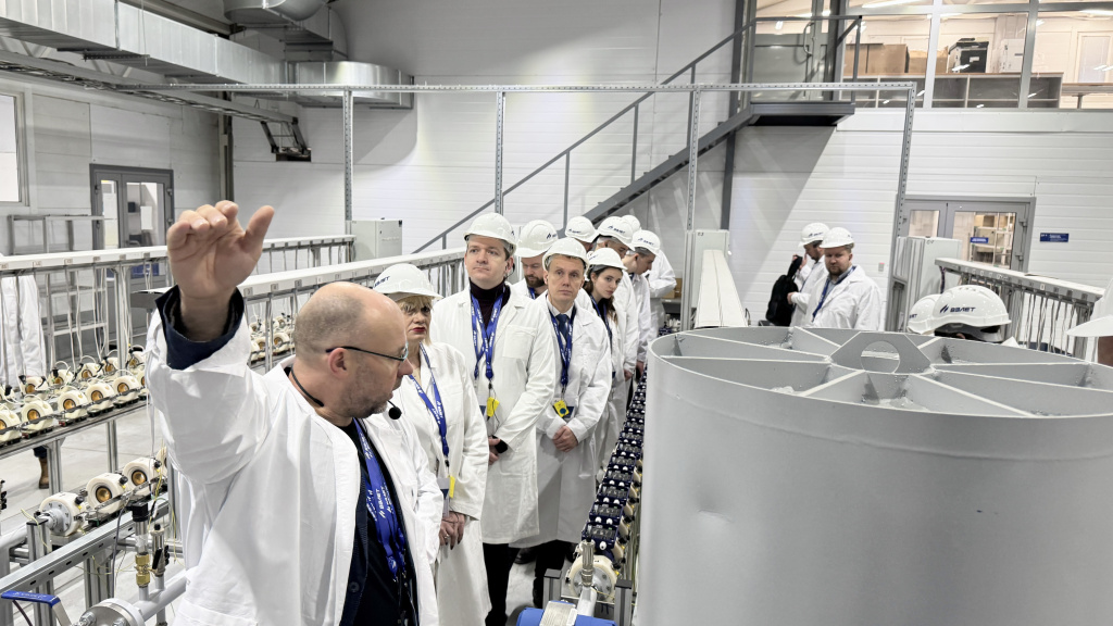 Клуб молодых промышленников на производстве Взлет