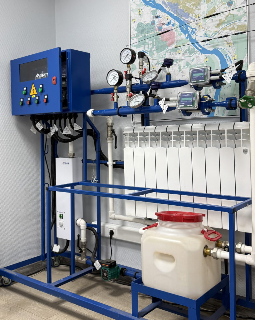 Учебный стенд Взлет для специалистов «Сибирской теплосбытовой компании»