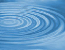 Рис. 5. Затухание колебаний с расстоянием от источника